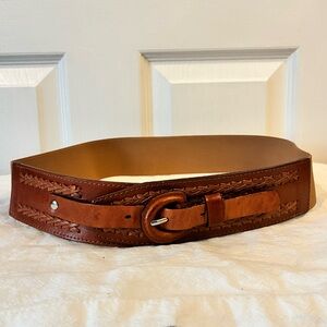 Western Equestrian Wide Waist Brown Braided Woven Leather Belt Size Small Medium